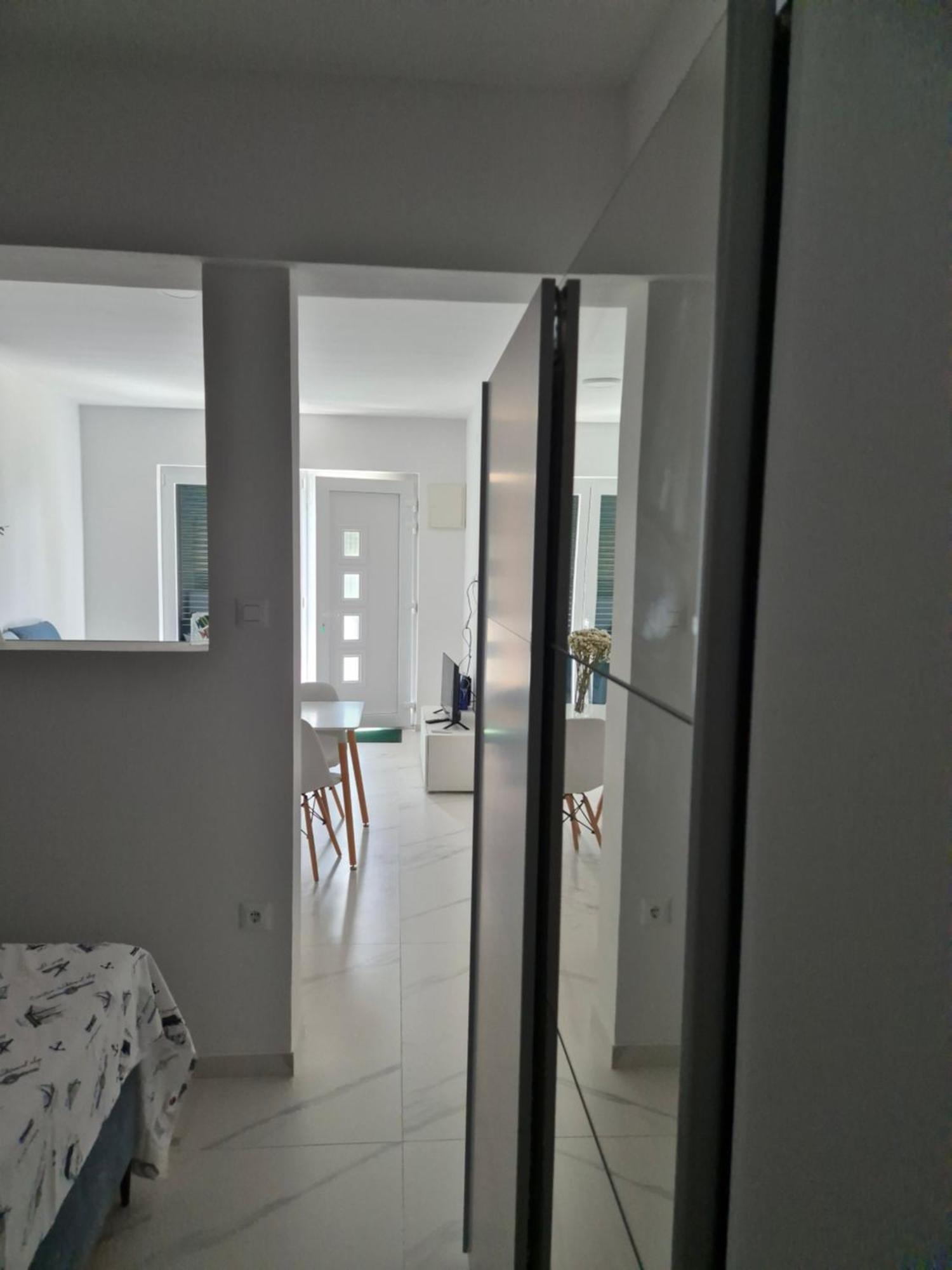 Apartman Bauer - Omis- Nemira Kamer foto